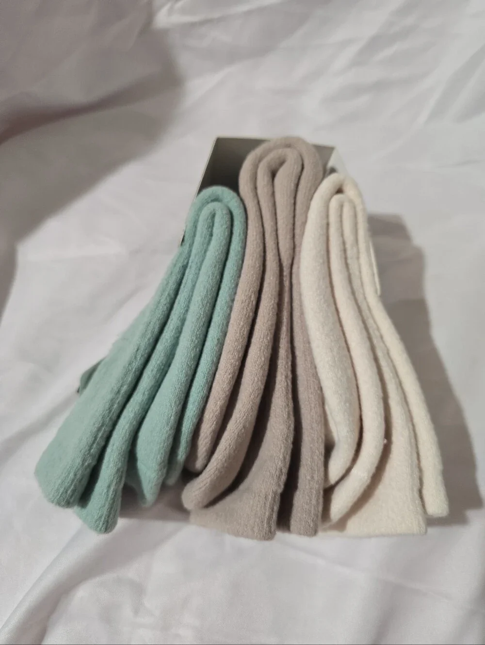NWT Adidas Women's 3 Pack Cushioned Crew Super Soft Comfy Socks Green Beige